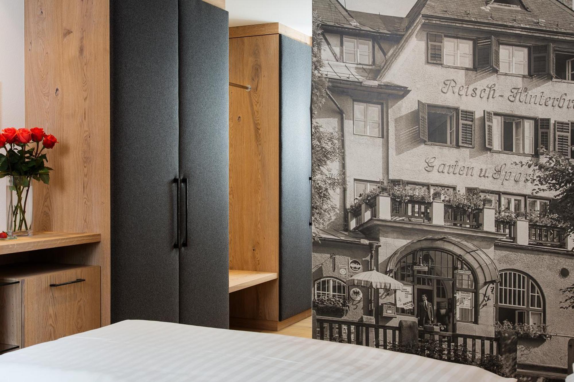 Deluxe Double Room Park View Balcony
